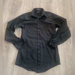 Arrow fitted mens sateen wrinkle free button down shirt